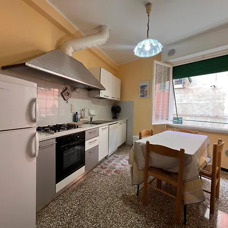 Vico Olmo 11 Very Central راباللو